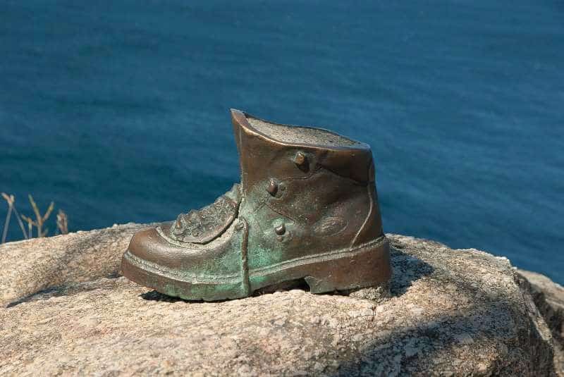 a picture of a boot on the Camino