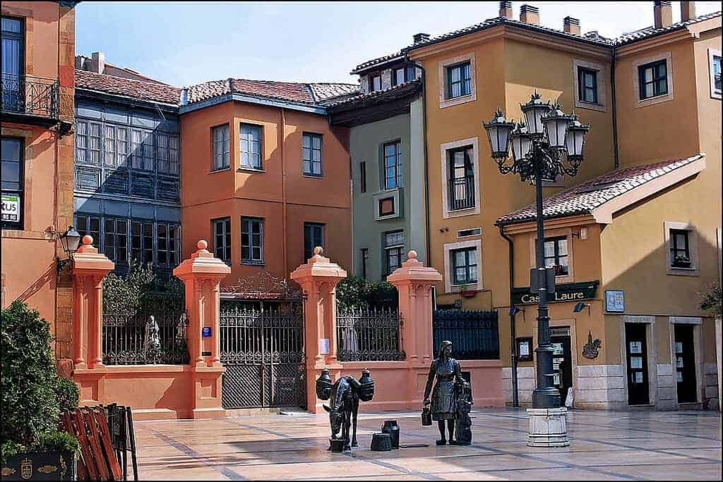 Oviedo Plaza de Trascorrales