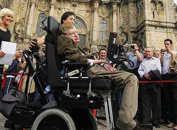 Stephen Hawking doing the Camino - in front of the Santiago de Compostela Cathedral