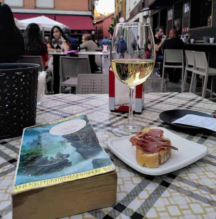 Pintxos and food on the Camino