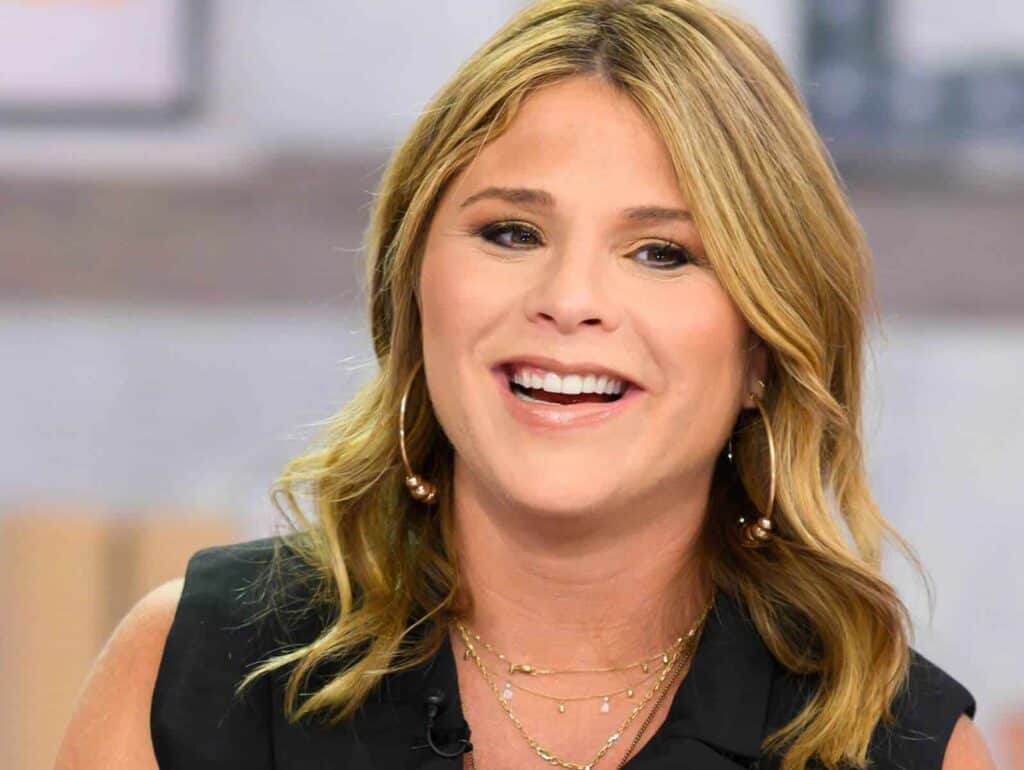 10 Celebrity Women Who Walked the Camino Jenna Bush