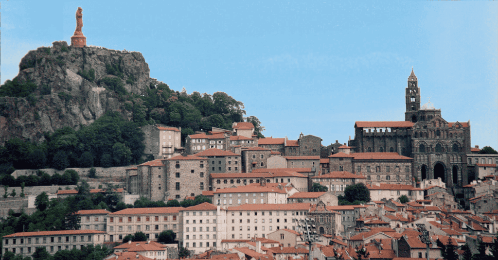 Le Puy en Velay bluesky