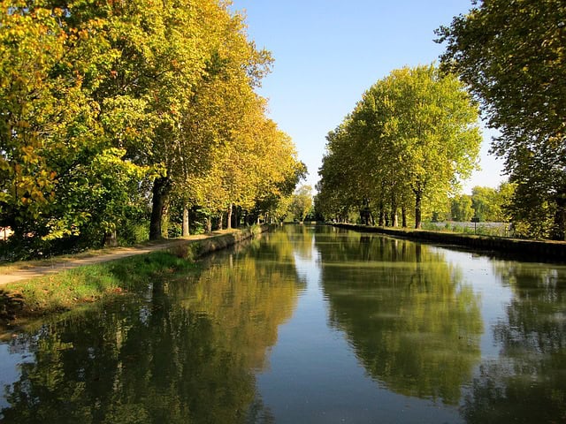 Le Puy Camino Way Canal de Garonne