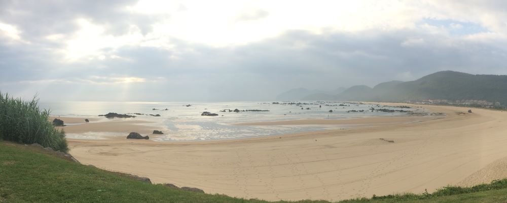 playa trengadin noja cantabria camino del norte