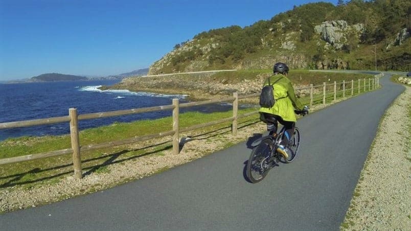 Stretches for cyclists on the Camino