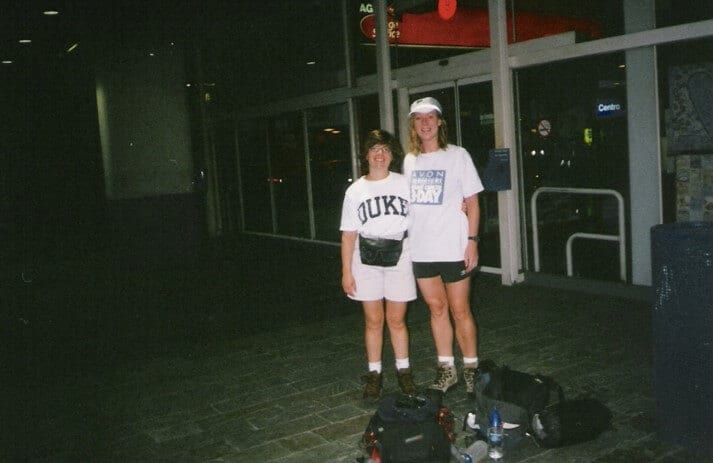 a picture of 2 pilgrims