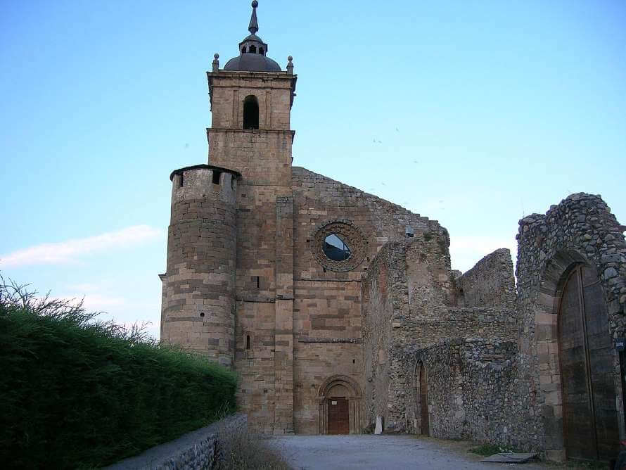 a picture of a cathedral on the Camino