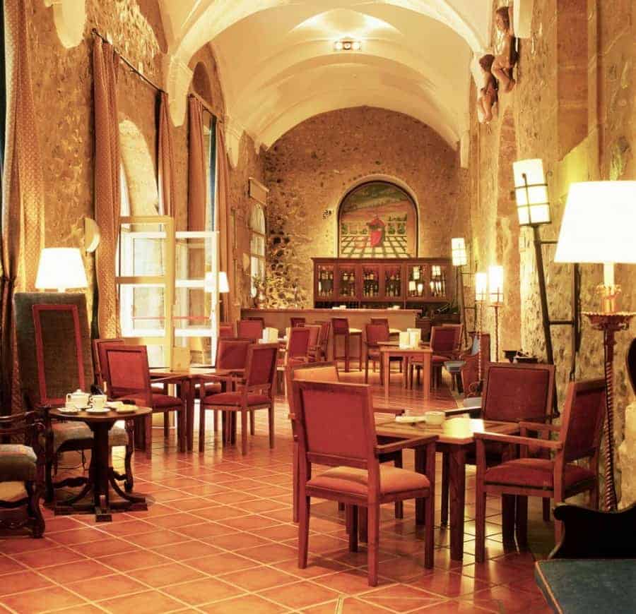 Parador de Santo Domingo Bernardo de Fresneda exterior Luxury accommodation on the Camino