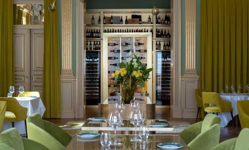 Vila Foz Michelin star restaurant on the Camino Portugues