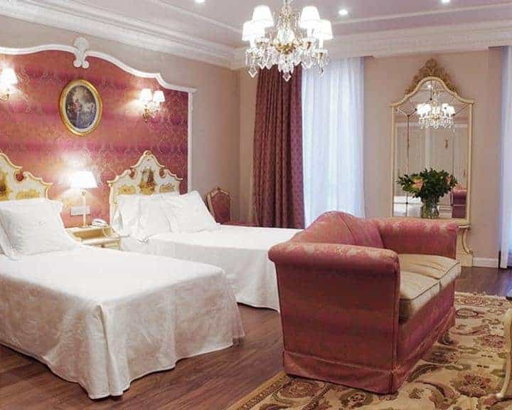 Luxury hotel and restaurants on the Camino