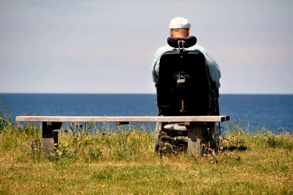 Person on wheelchair doing the Camino de Santiago