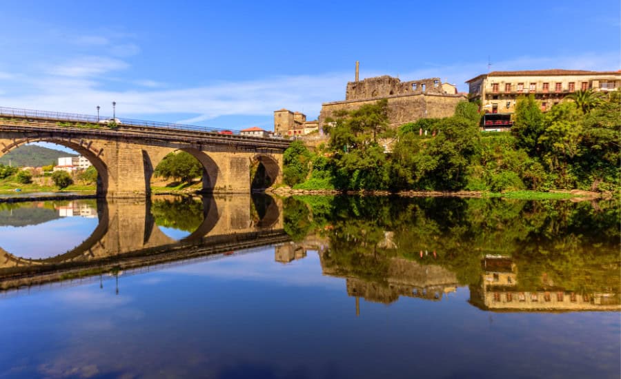 Barcelos Bridge