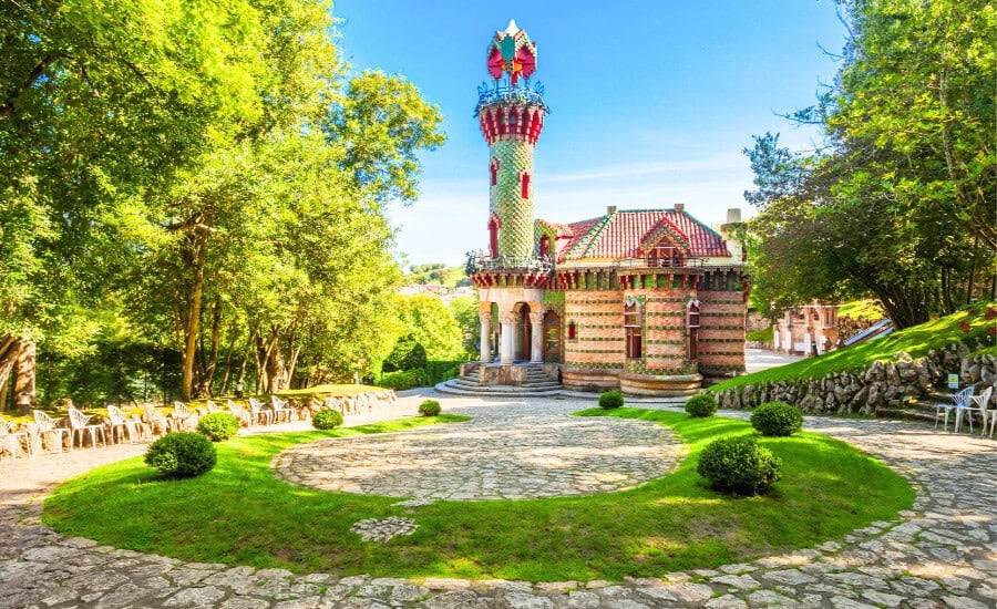 Capricho De Gaudi