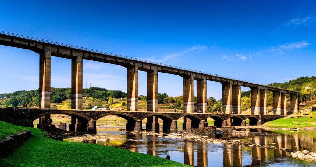 Portomarin-Bridge-reservoir.jpg
