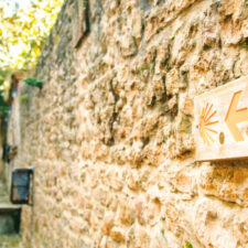 Wall with Camino sign