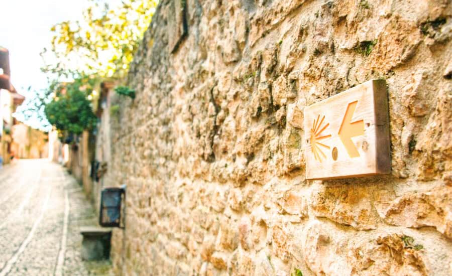 Wall with Camino sign