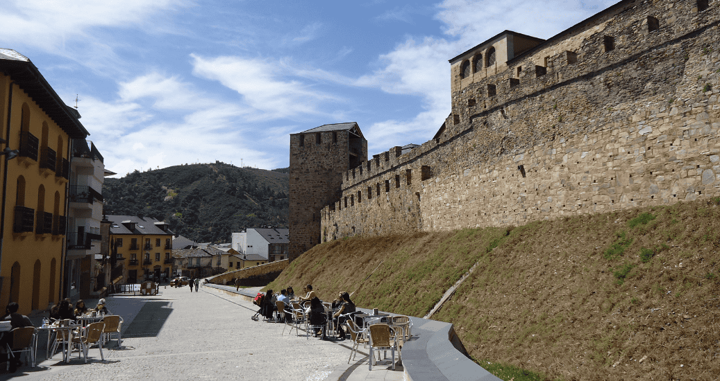 Fort on Camino Frances