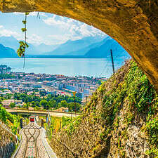 Funicular going up Le Mont-Pèlerin in Geneva