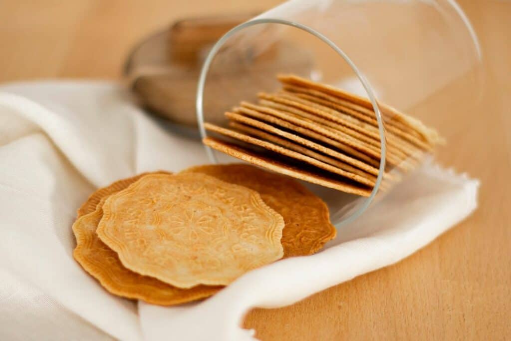 Biscuits baked with an ancestral recipe to preserve Galician history, showcasing the work being done to make food on the Camino more sustainable