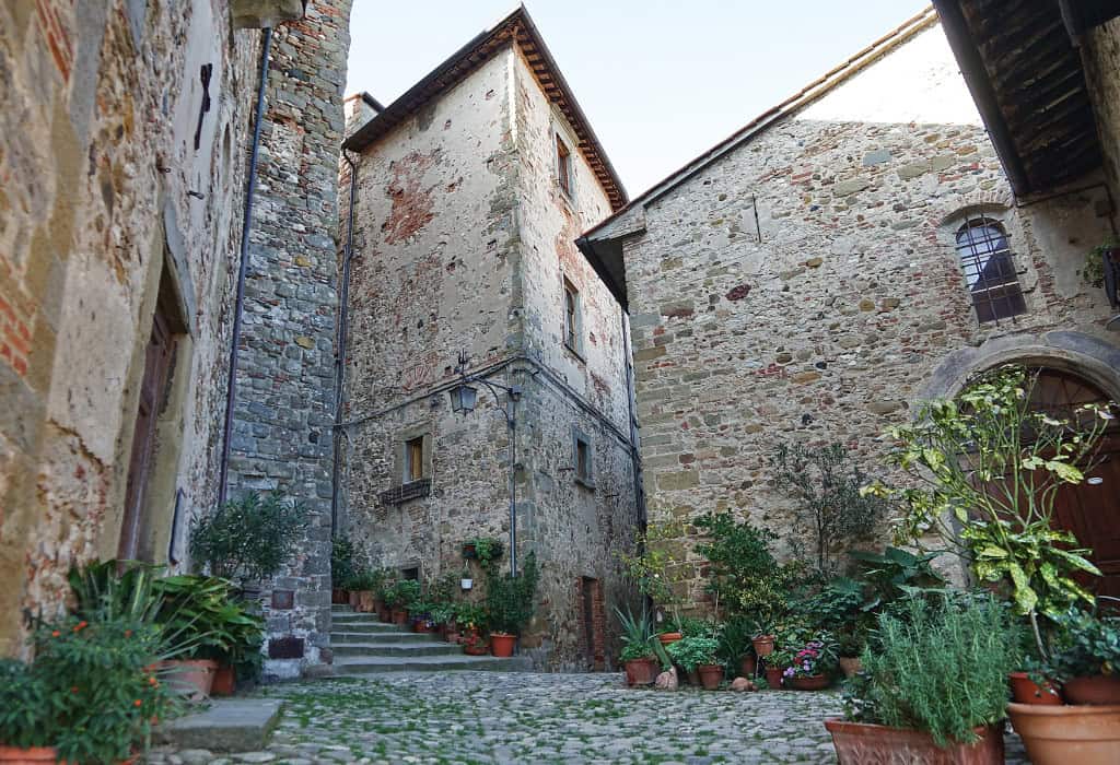 Tuscan Guesthouse on the Via Francigena